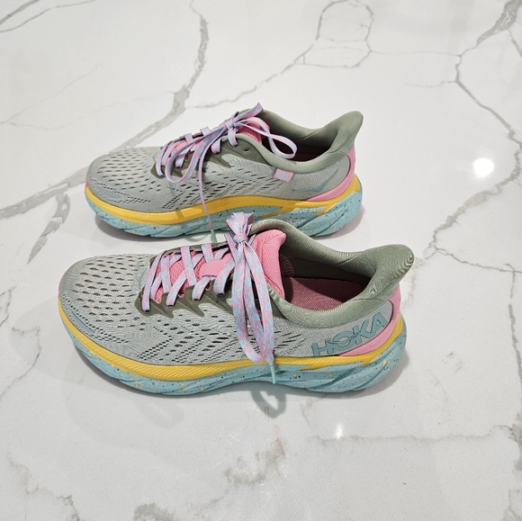 Hoka x Free People Clifton 8 - Picture 2 of 4